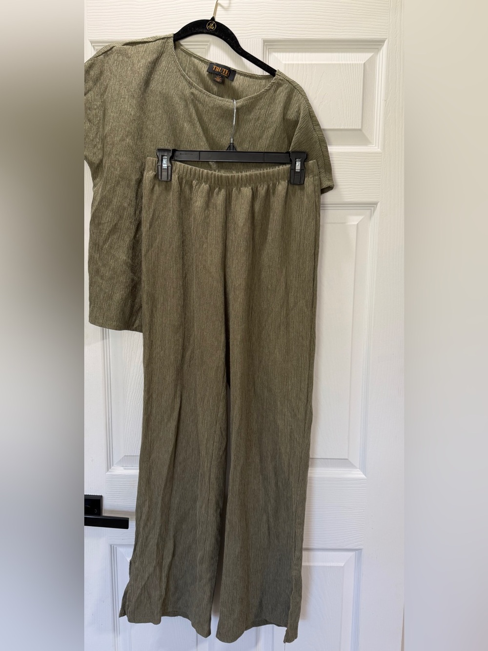 Men's Olive Green Relaxed Fit Pants